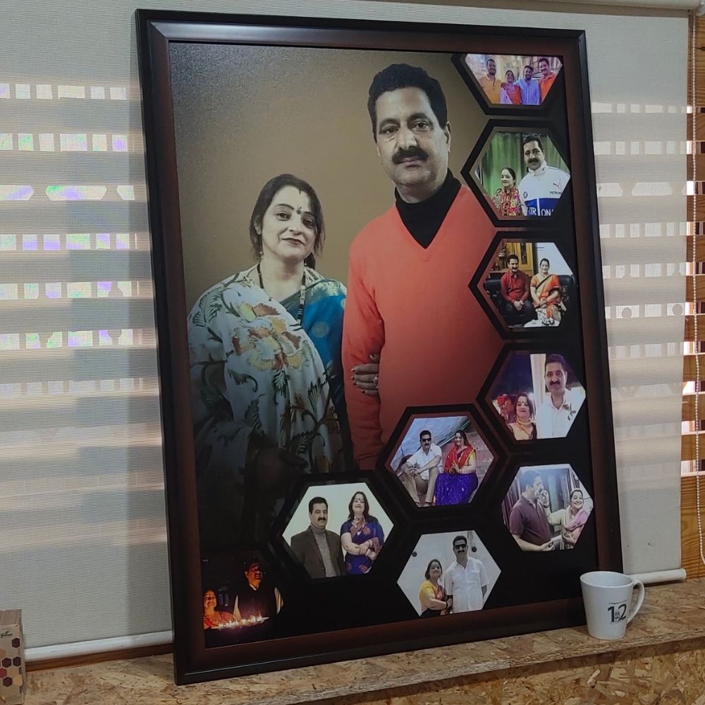 Collage photo frame for wall